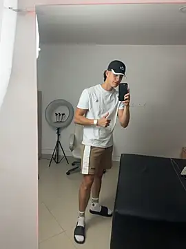 Lander_Cruz live sex cam