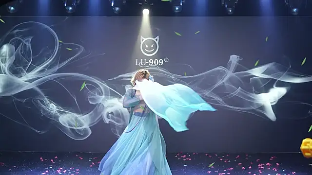 LU-909's cam snapshot