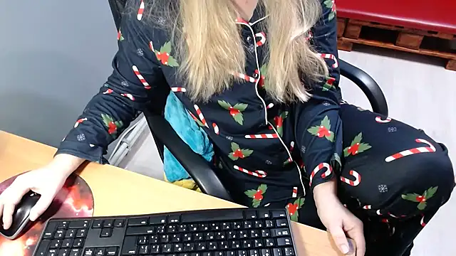 Ledi_Catherin's cam snapshot