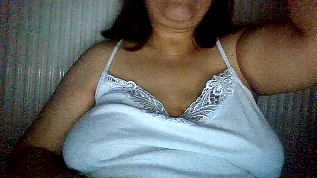 SUHEYLA_'s cam snapshot