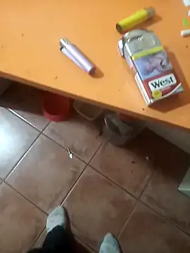 Valencianoo411's cam snapshot