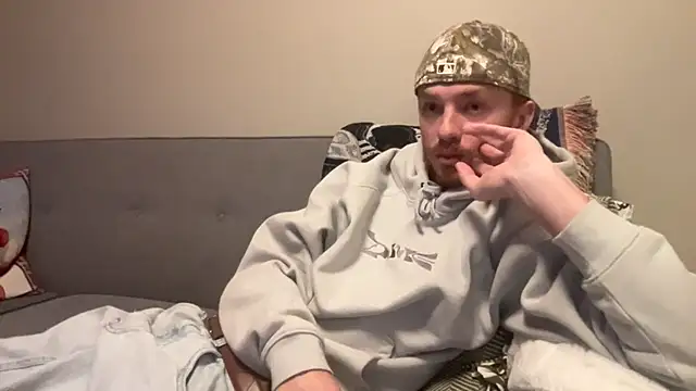 younghungginger live sex cam