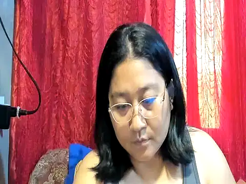 hotchubbyasian88's cam snapshot