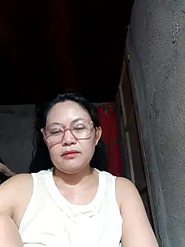 Everleigh_mom's cam snapshot