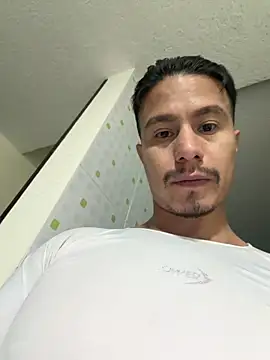 DominickVegas live sex cam