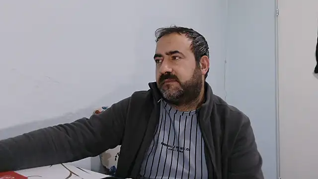 big_snakee live sex cam