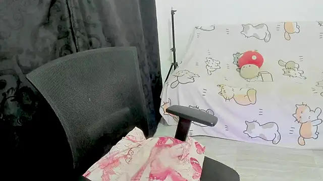 Naoko_7w7 live sex cam