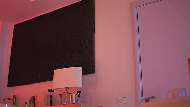 KyssaraPlay live sex cam