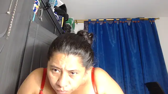 adrixxx38 live sex cam