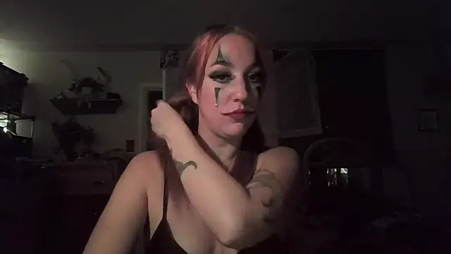 WinterSinclaire19's cam snapshot