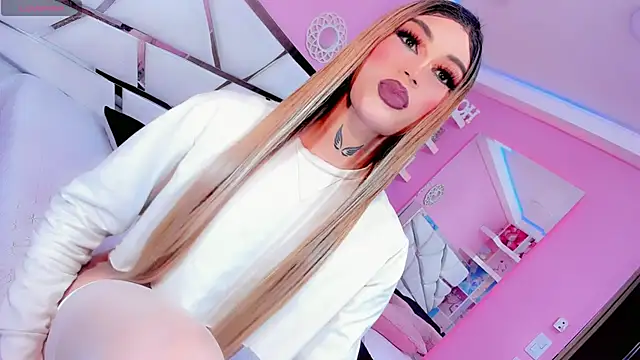 Miacuteee live sex cam