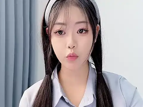 smalldaisy live sex cam