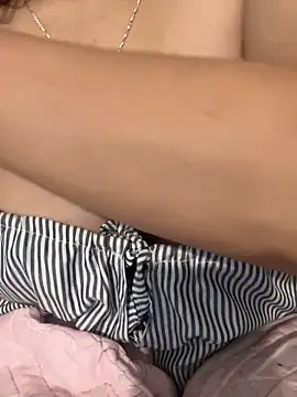 Liness101's cam snapshot