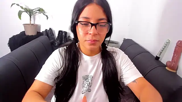 evelisse_'s cam snapshot