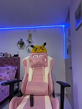 Luna_Paris_ live sex cam