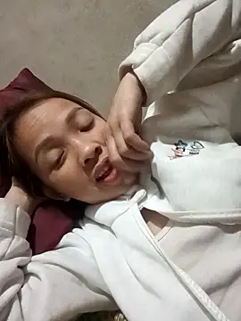 Andrea-688's cam snapshot