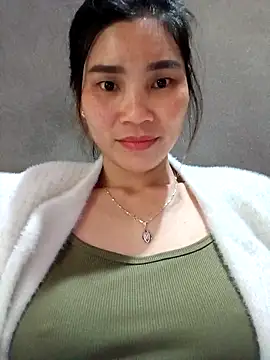 Bear_bear0's cam snapshot