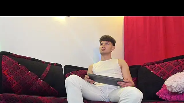 camilo_model's cam snapshot