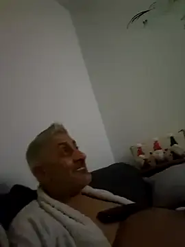 cuci45's cam snapshot