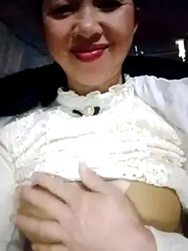 TRIEUTRIEU20's cam snapshot