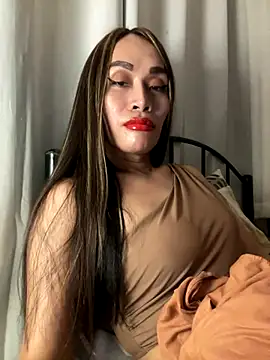 RomanticPearlTS live sex cam