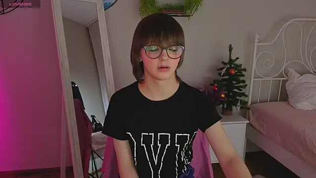 LetoriaNotley live sex cam