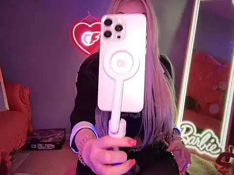 bimbotwerkqueen live sex cam