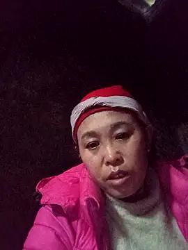 dakota-kis's cam snapshot