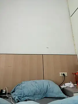 Faded_pink's cam snapshot