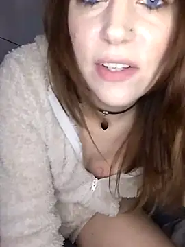 XLisaxx live sex cam