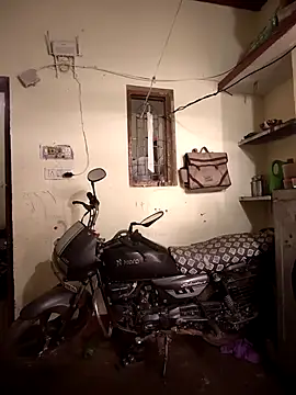 RAYI_Queen_4 live sex cam