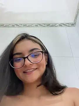 Cat2525 live sex cam