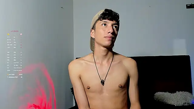 mhatias_'s cam snapshot