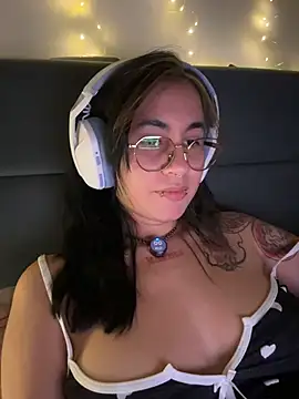 Camileendre live sex cam