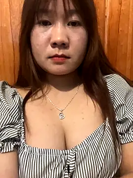 Liness101 live sex cam