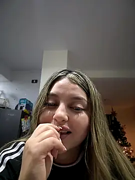 lunablossom_ live sex cam