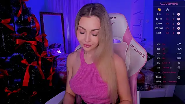 AdeleRoberts's cam snapshot