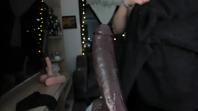 Mariana_Castro9's cam snapshot