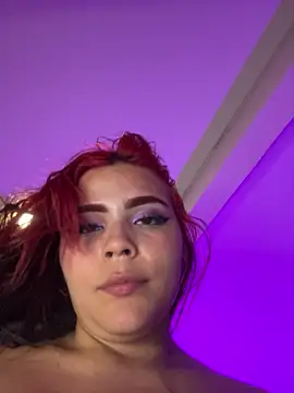 Chloemercury's cam snapshot