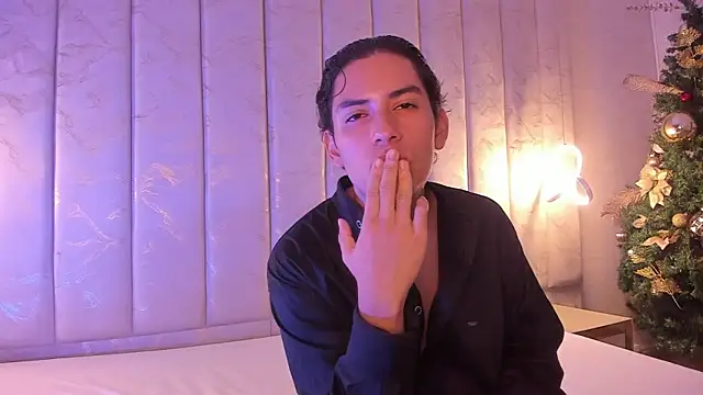 TheoHart_ live sex cam