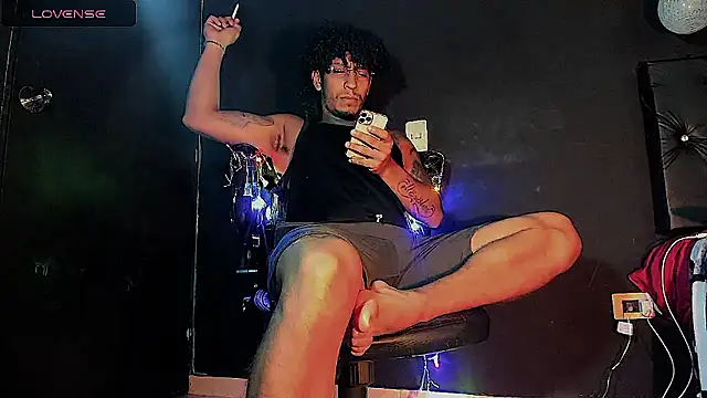 FuckHardlove live sex cam