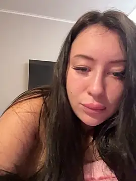 AndreaMood live sex cam