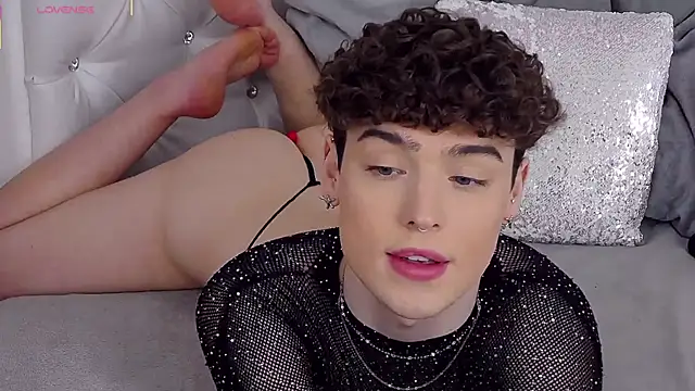 RobbyCharming live sex cam