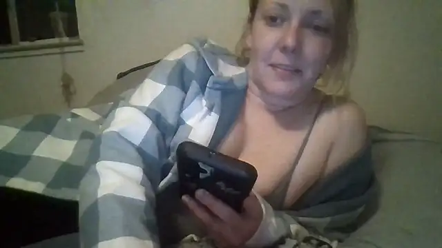 rosequartz's cam snapshot