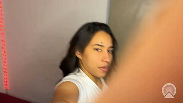 yourlatinhot live sex cam