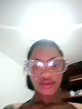 luna2026_'s cam snapshot