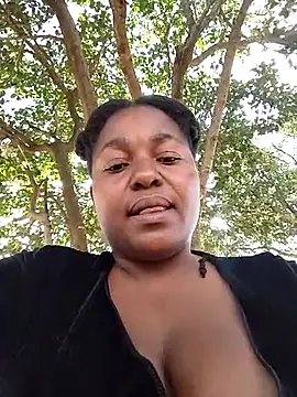 Katie_lips's cam snapshot