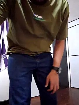 shakir12340 live sex cam