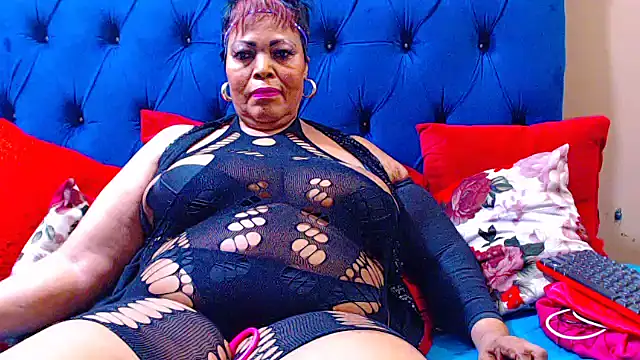 ebonycandy10 live sex cam