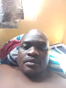 tonniii33 live sex cam